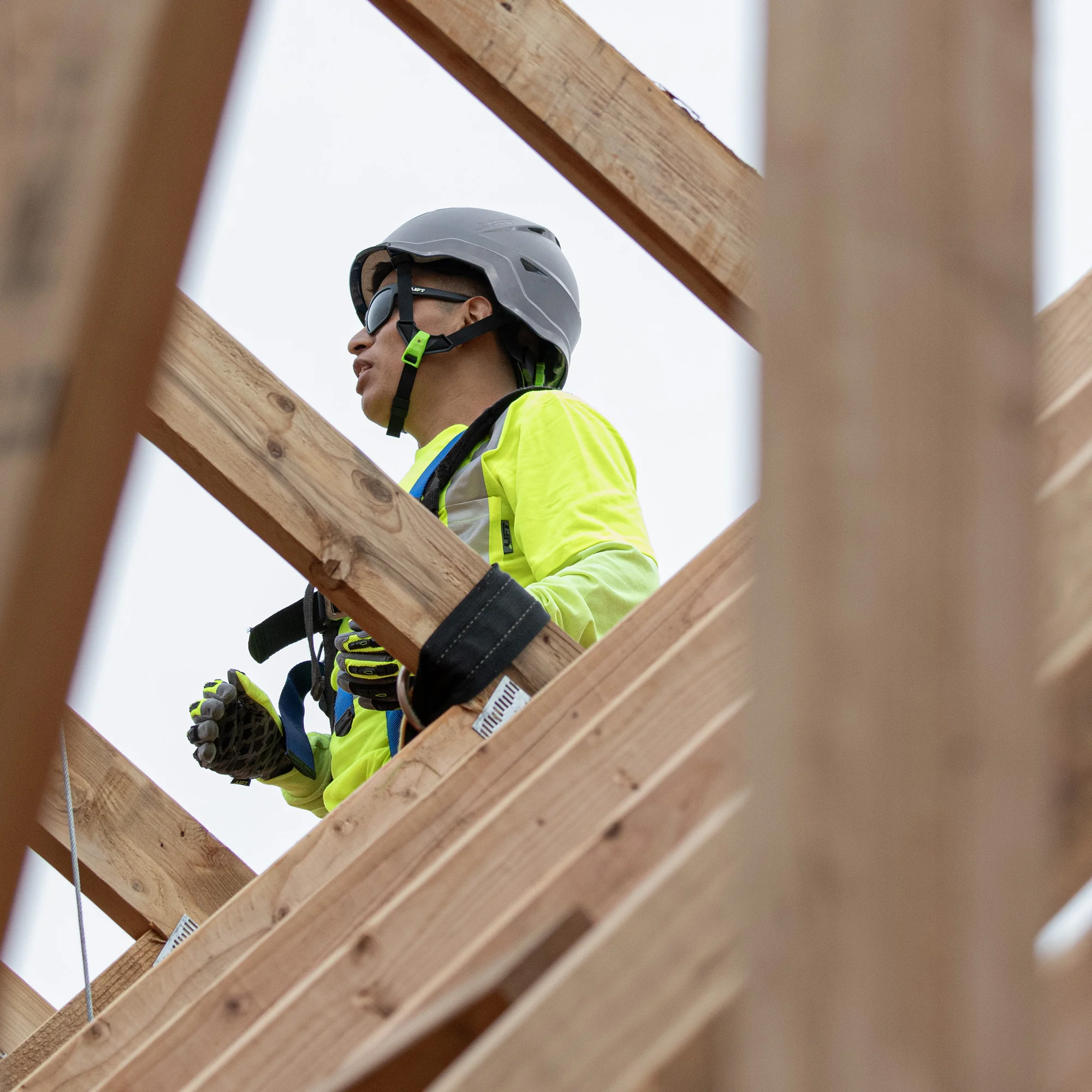 RADIX Safety Helmet - Vented - Image 5